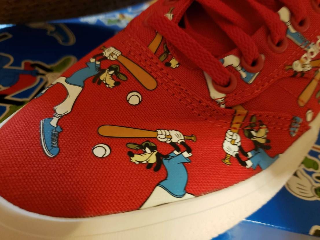 adidasから3MC GOOFY届きました。
箱もかわいい🎵