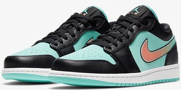 ティファニーダンクもどきの配色のAJ1カッコいい。定価15000円位でもいいので