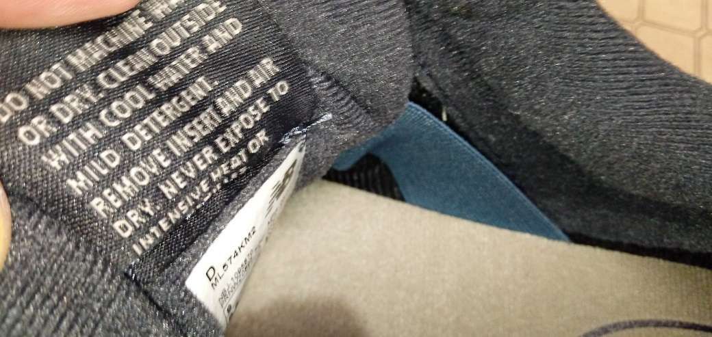 ニューバランスの流通限定のML574KM2を購入
ミタスニ