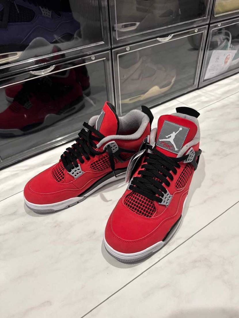 トロブラいー赤ですねぇ😆AJ4、DUNKSB lowはマイサイ29.5ってのが何