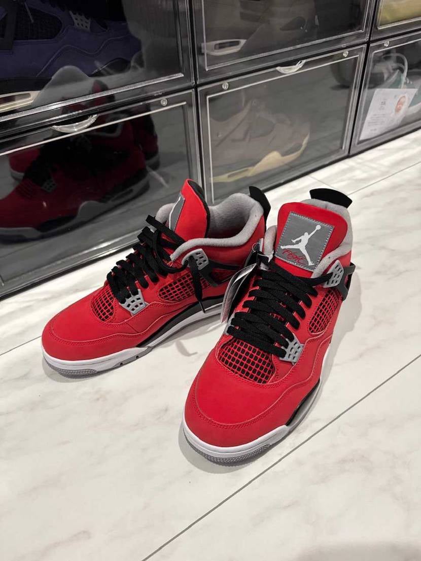 トロブラいー赤ですねぇ😆AJ4、DUNKSB lowはマイサイ29.5ってのが