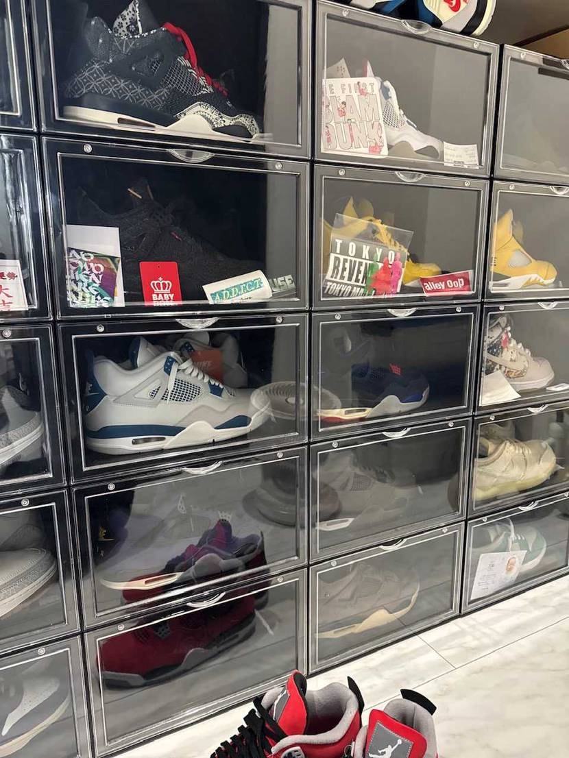トロブラいー赤ですねぇ😆AJ4、DUNKSB lowはマイサ