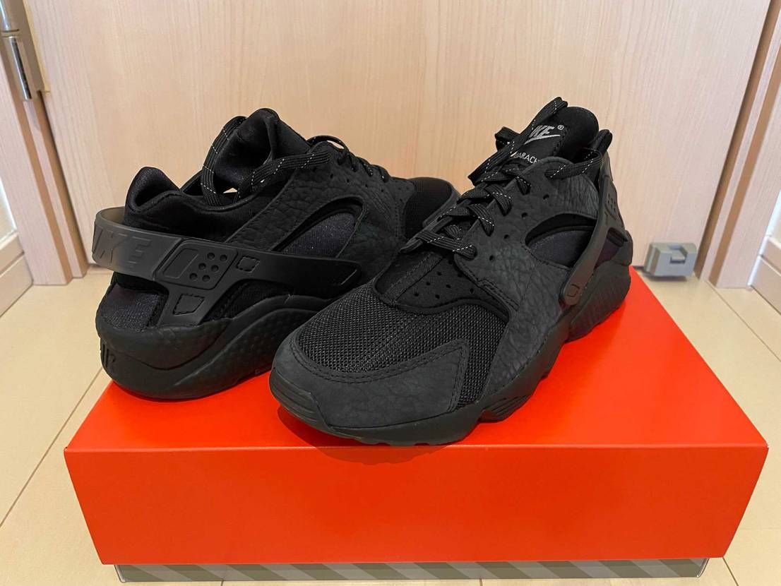 エンドから黒色のエアハラチが届きました!
日本では販売して