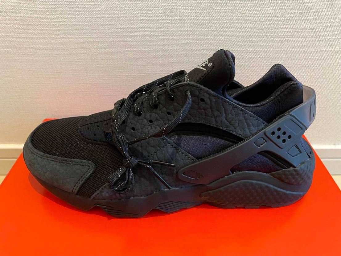 エンドから黒色のエアハラチが届きました!
日本では販売して