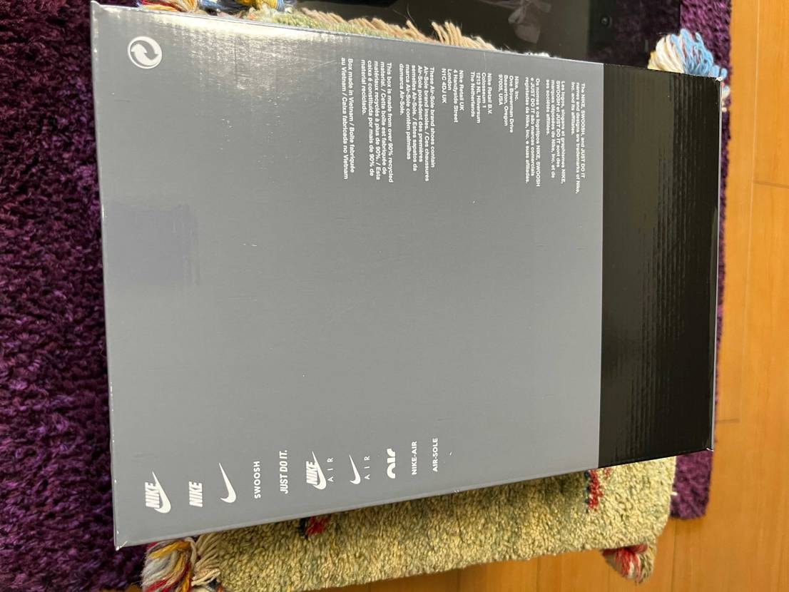 某店舗で2番入店。10時に並び、10時3分にマイサイ28cm