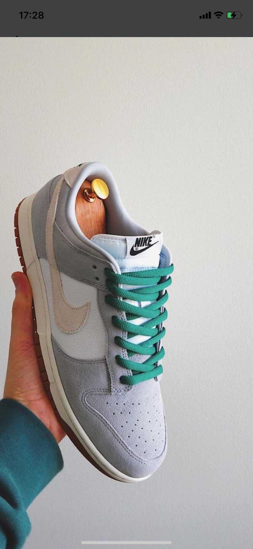 ダンクに通したくてこの色の丸紐を探してるんですけど色、太さがちょうど良いものあり