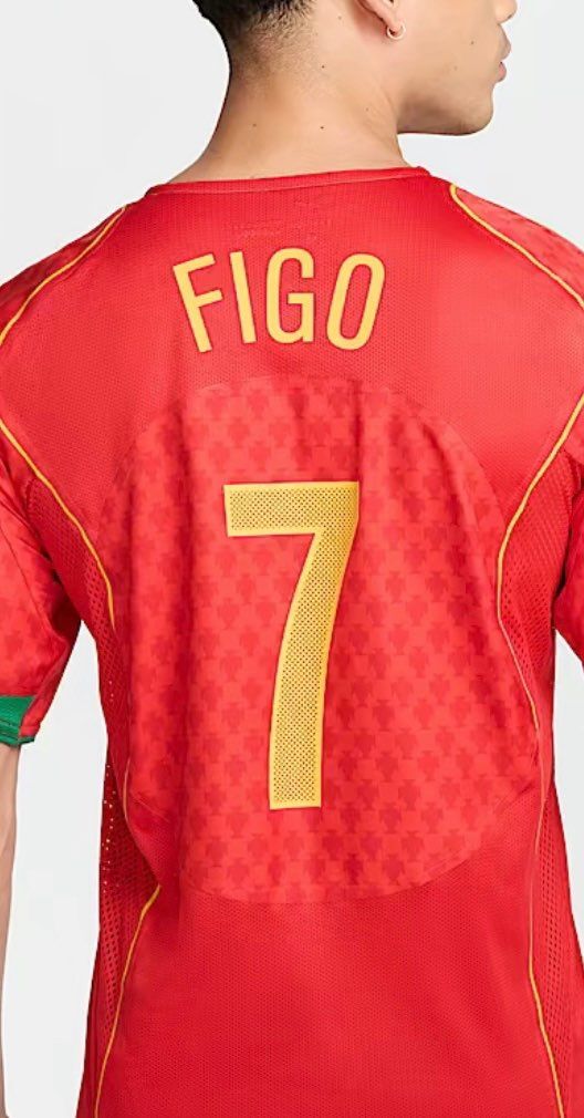 40%オフ😃
やっぱり俺世代のポルトガルの7番はフィーゴでしょ😍