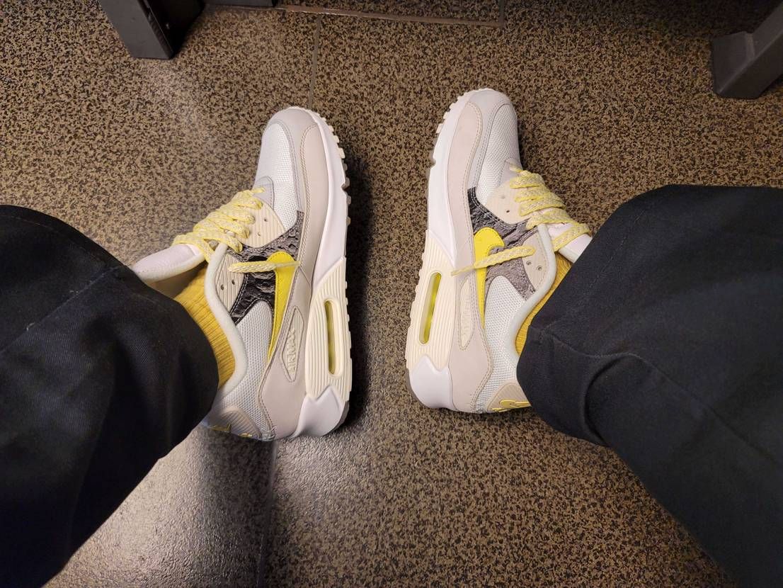 AIR MAX DAYということで👍
久しぶりに履きました
