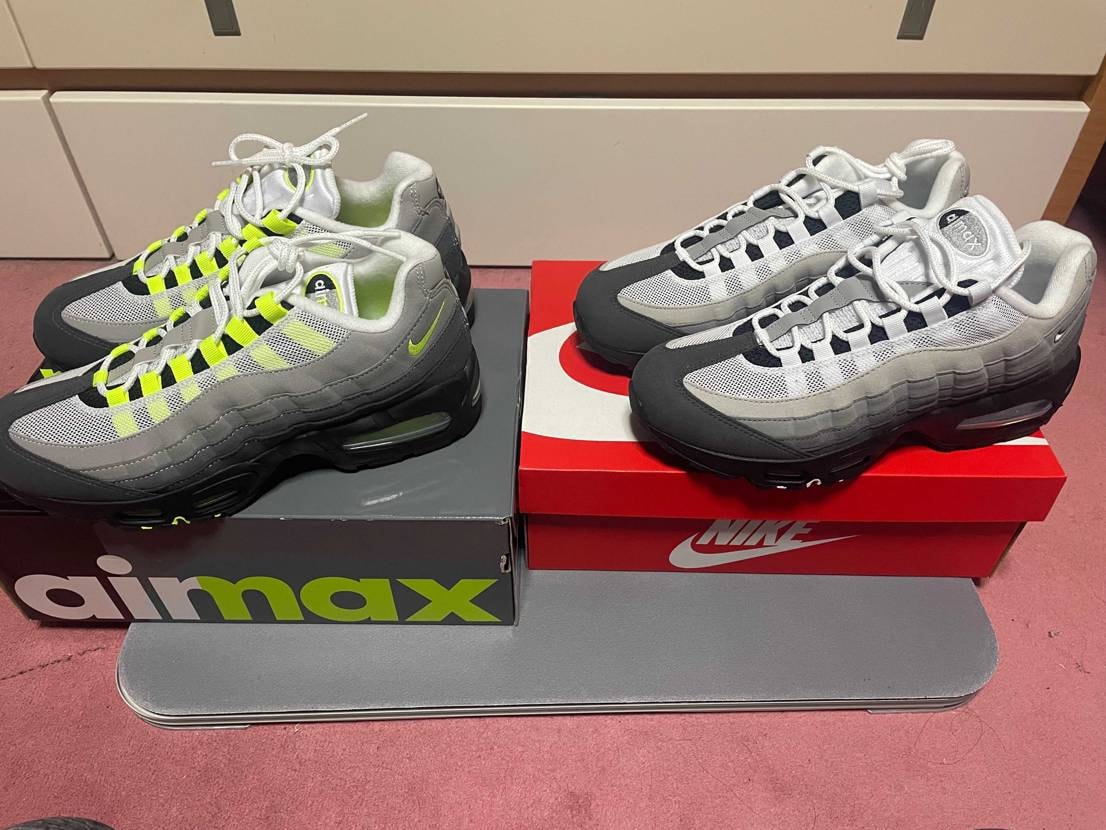 atmosで買ったグラナイトとA+Sで買えたイエグラ並べてみた
やっぱりイエグ