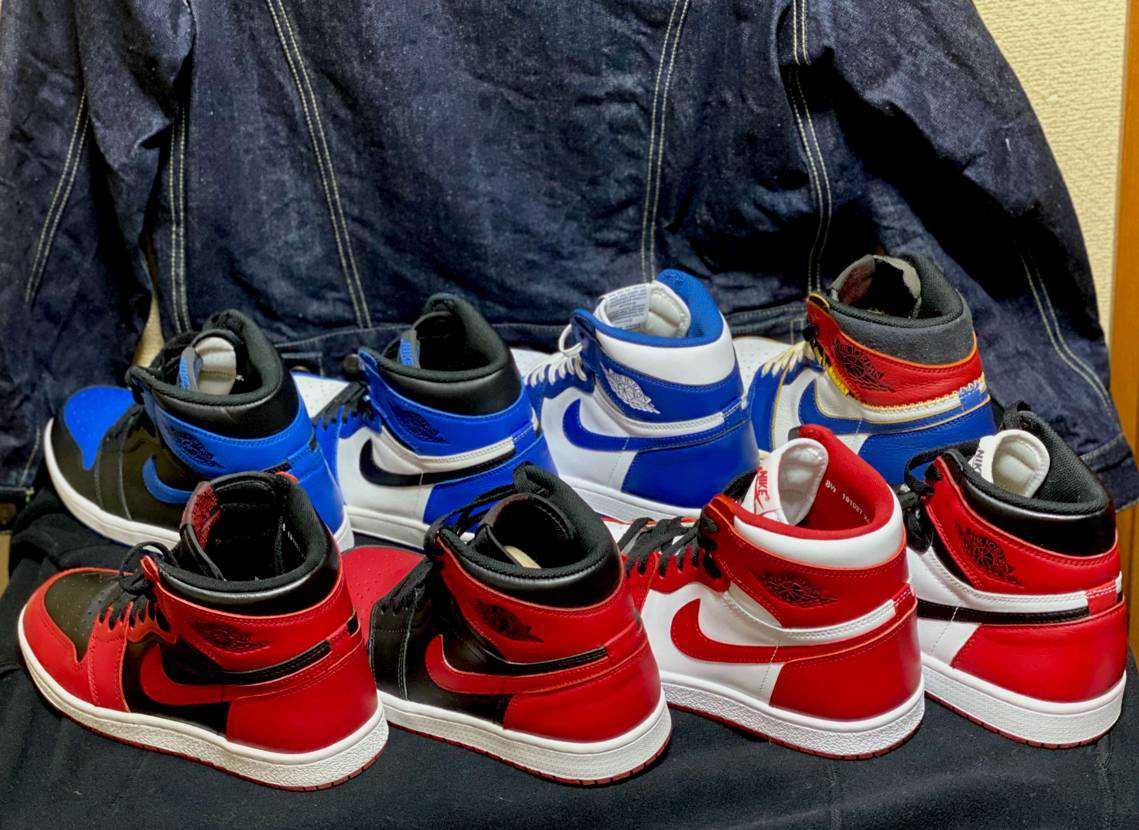 ちょいちょい揃えて今に至るAJ1。
赤系、青系で並べてみた