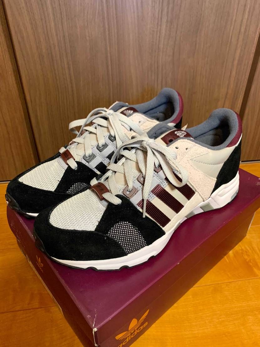 たまにふと履きたくなるEQT🏃‍♂️
明後日の93も欲しいな💦