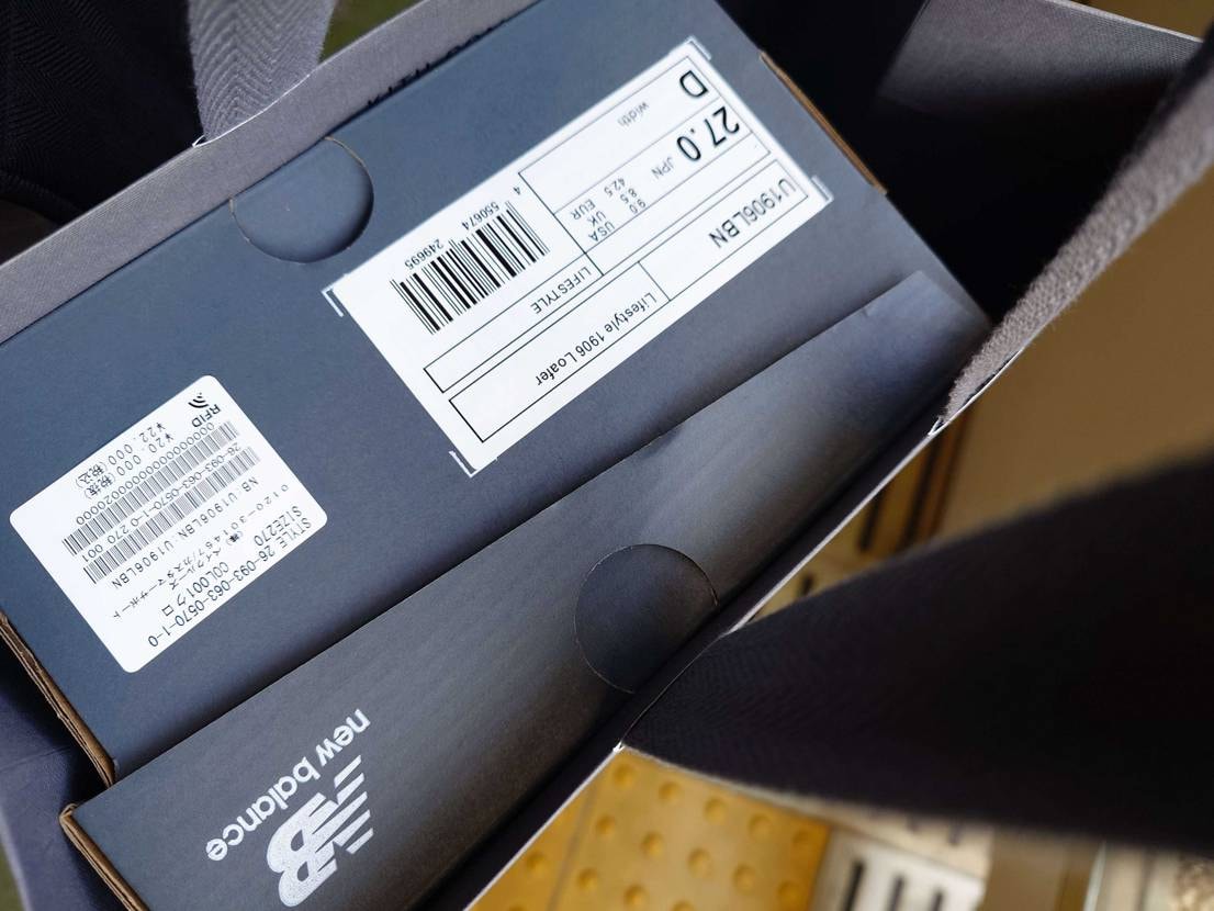 KITH Tokyoにて。
試着した結果マイサイからハーフダウンで購入。
仕