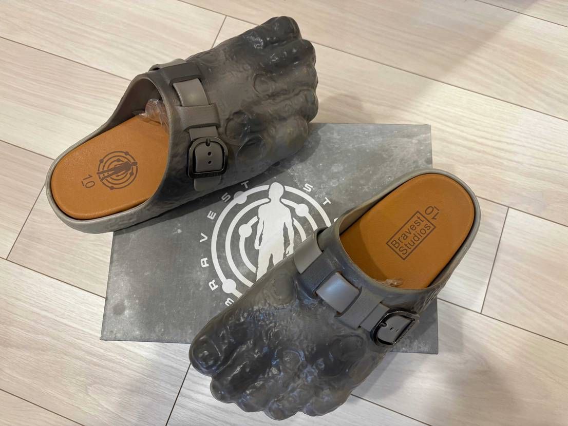 Kid Cudiだから迷わずに買ったけど、これを外で履くのは相当勇気がいるぞ、、