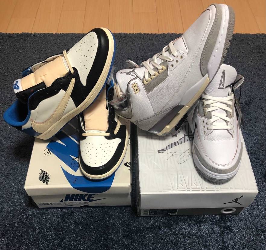 今年はこの2足が買えて満足だな😊