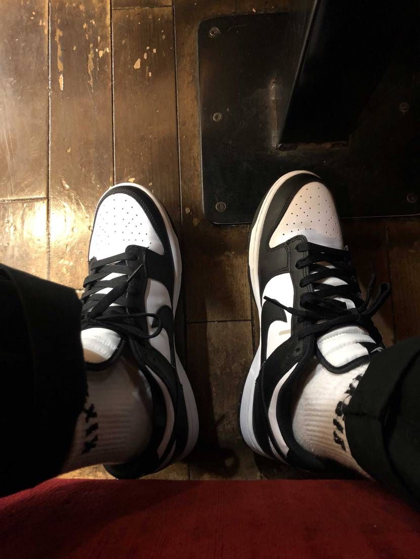 snkrsで当選した物なんですけど、結構ショックでした😅
