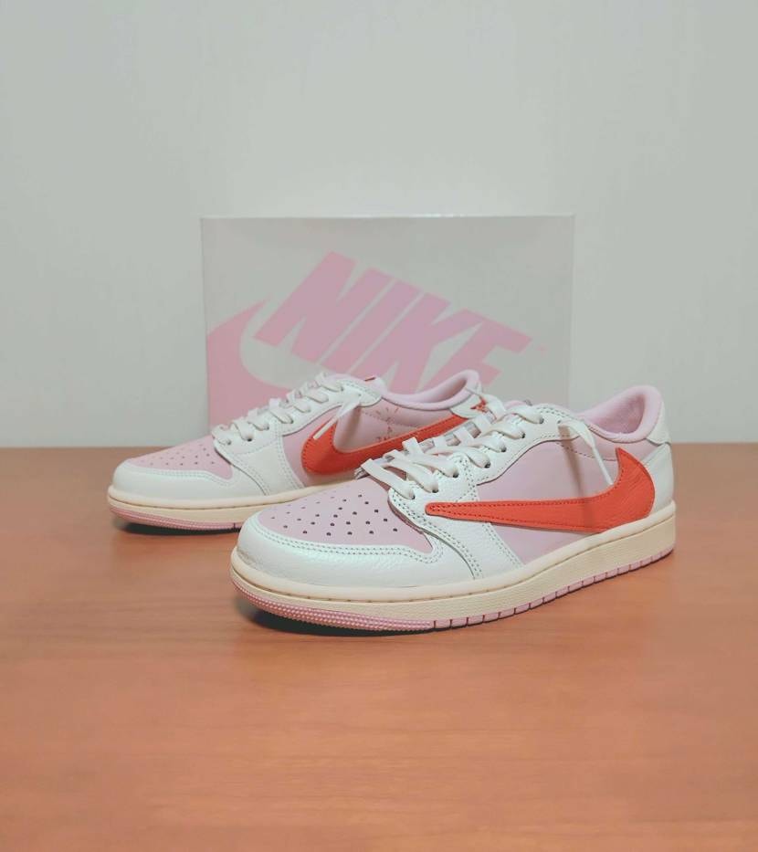TRAVIS SCOTT × NIKE AJ1 LOW OG SP
　　　 "