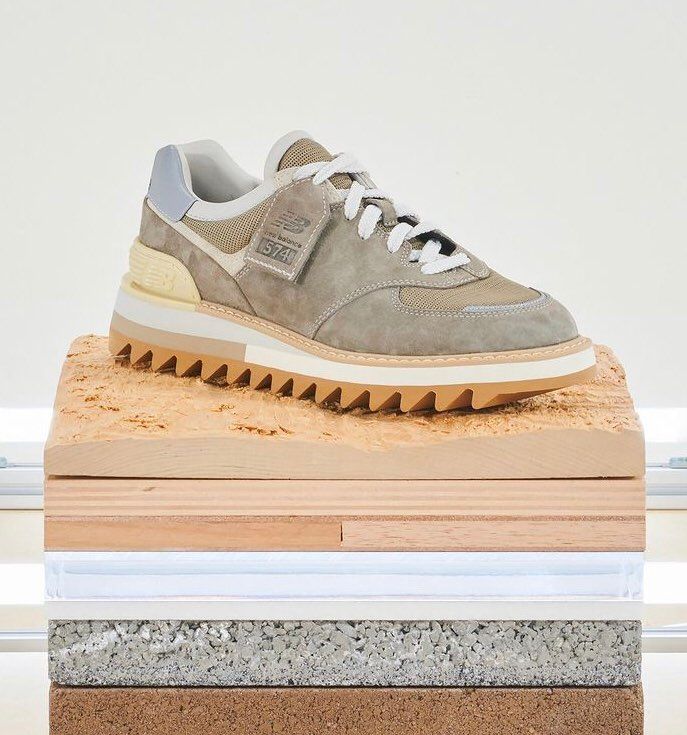 NEW BALANCE 574 TDS
シャークソール😳