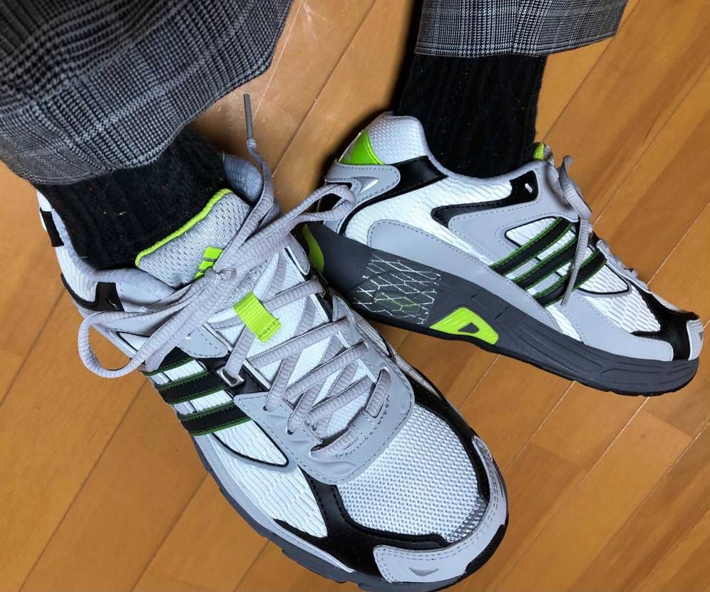 ダサ可愛スニーカー投稿失礼します。
adidasセールも後