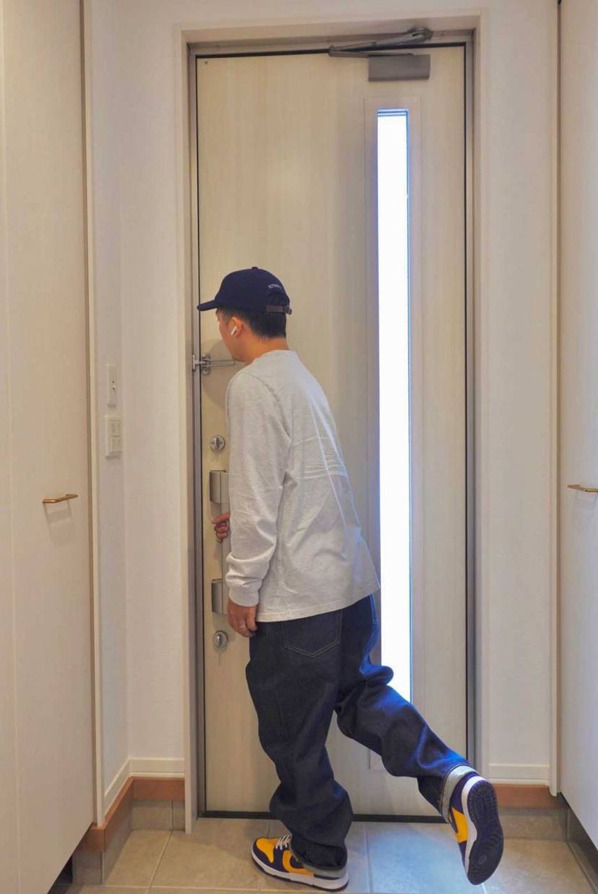 Baggy jeansバッキバキ👖
22SSの時のものと比べてみたい。
今