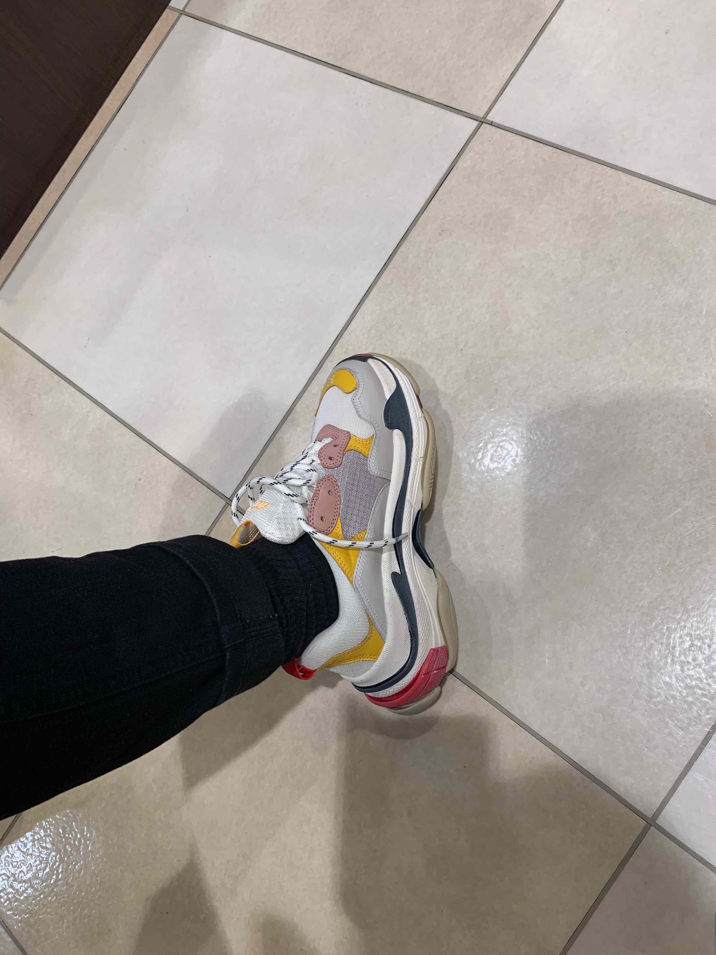 高いですがオシャレに履けてオススメです。
#snkrdunk #スニーカー好き