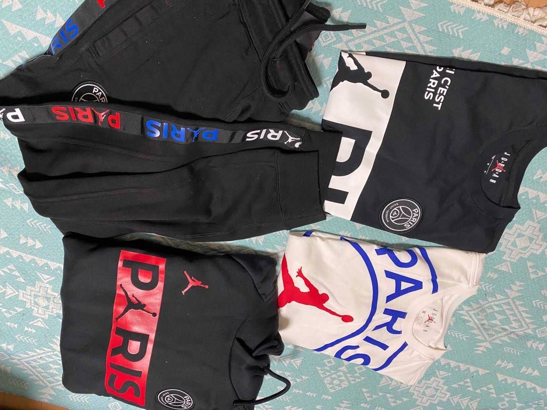 アパレル届くの早い！
思ったより良さげ🤘🏾
月末に痛い出費…
バレたら怒ら