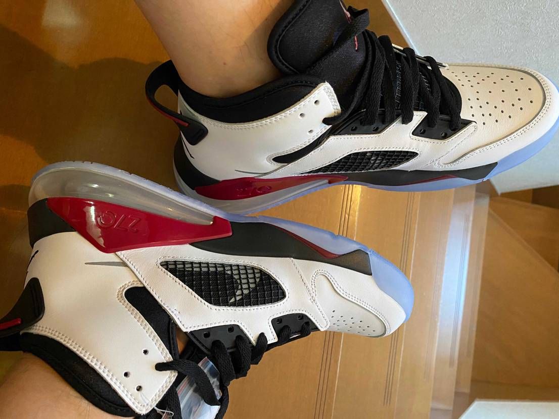 ENDのセールで購入したJordanMars。
黒タンは日本未発売らしい。
