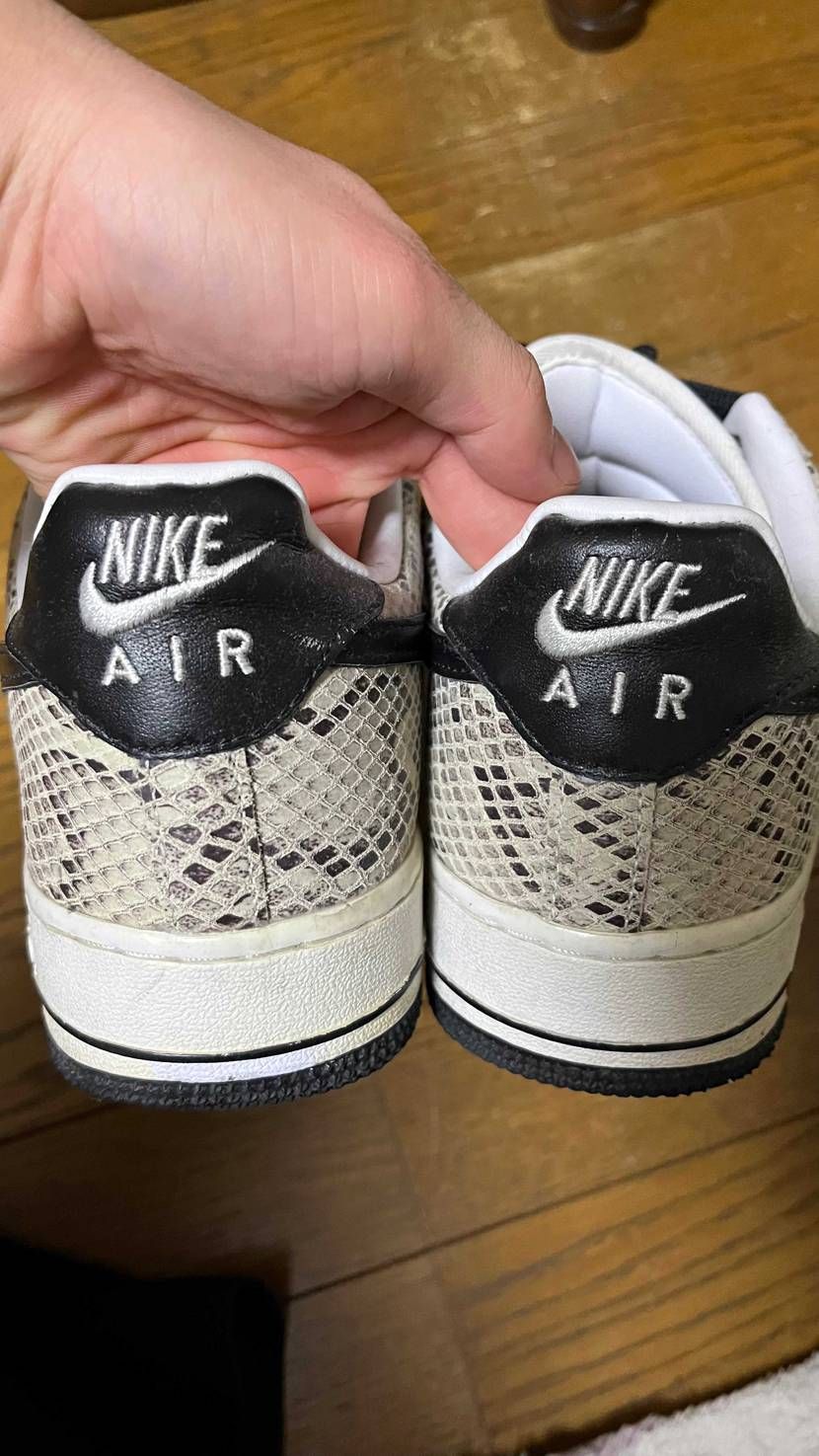 白蛇風BYYOU中古10000円くらいでどおですか？