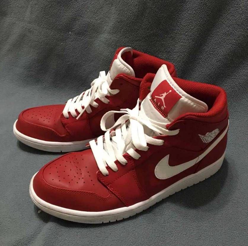 こんにちは。スニーカーにハマってまだ浅いのですが、この様なジ