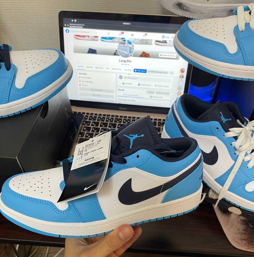 NIKE AIR JORDAN 1 LOW "UNIVERSITY BLUE"