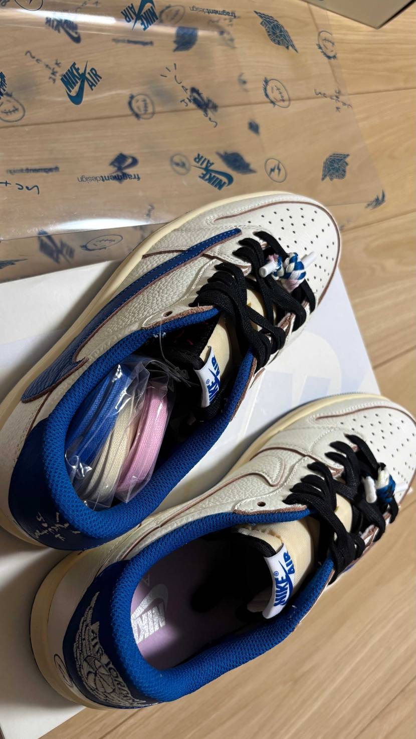 Travis Scott × Fragment × Nike