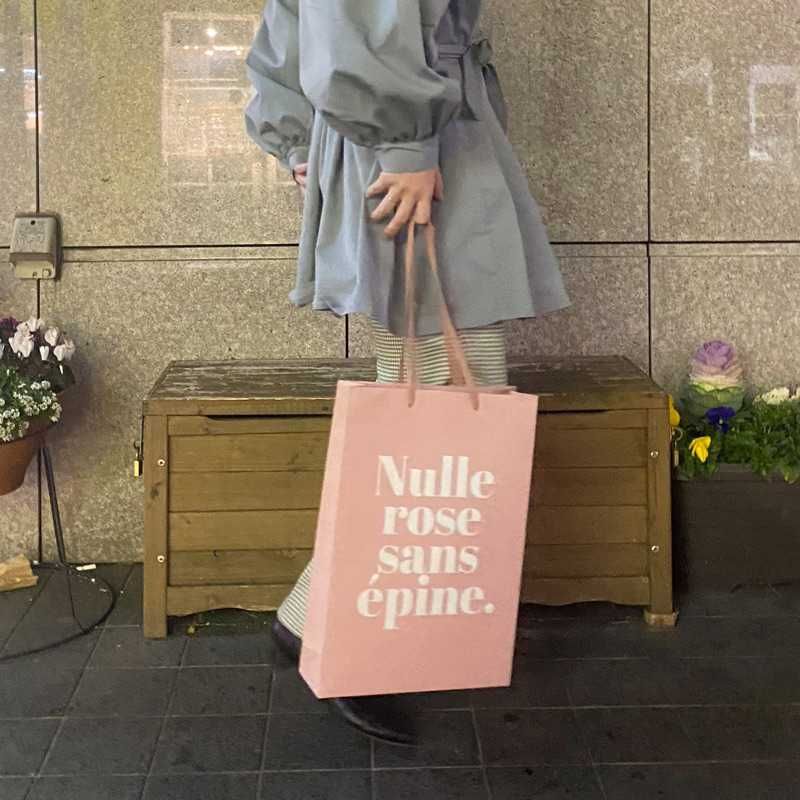 岩井 祐希乃(出品者)