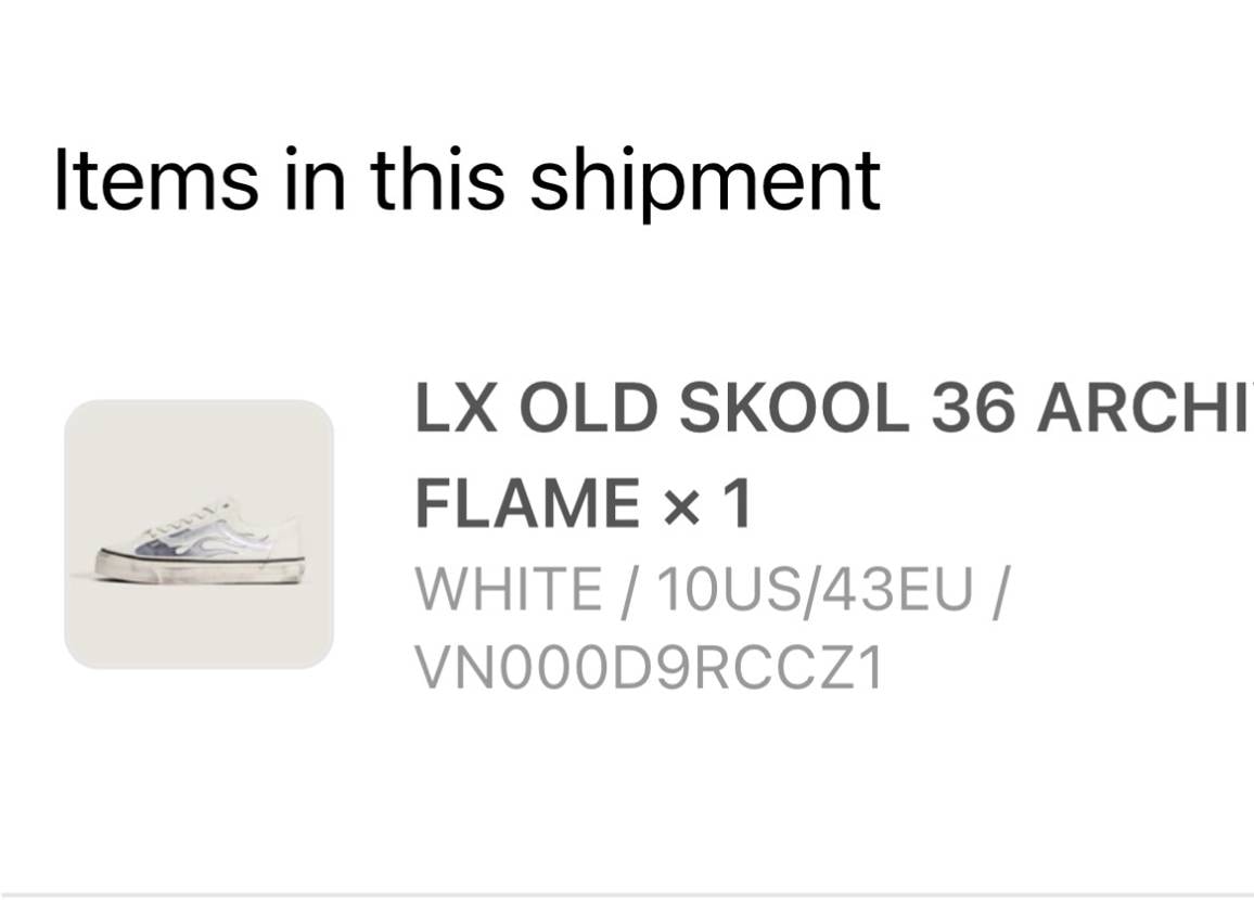 なんかV.A.Aジョーダンとかエアマックス95で盛り上がってるみたいですけと、断