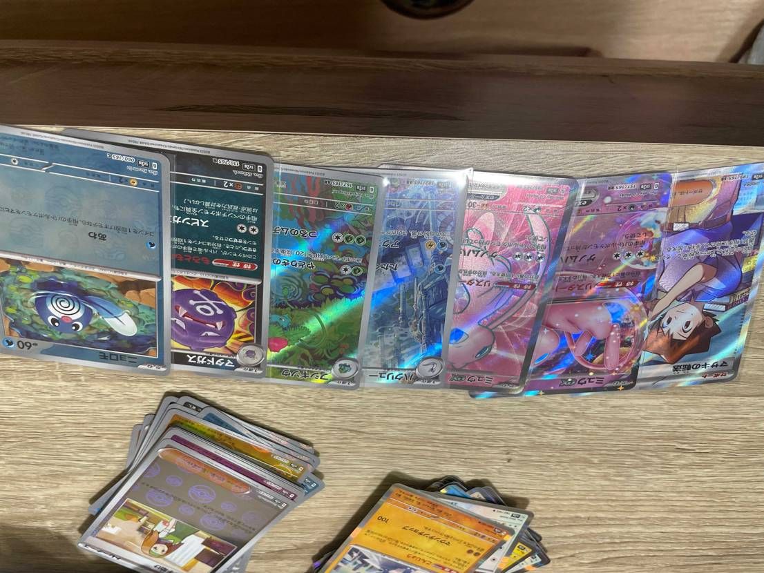 久々のパック開封でミュウsrでました^ ^
満足！