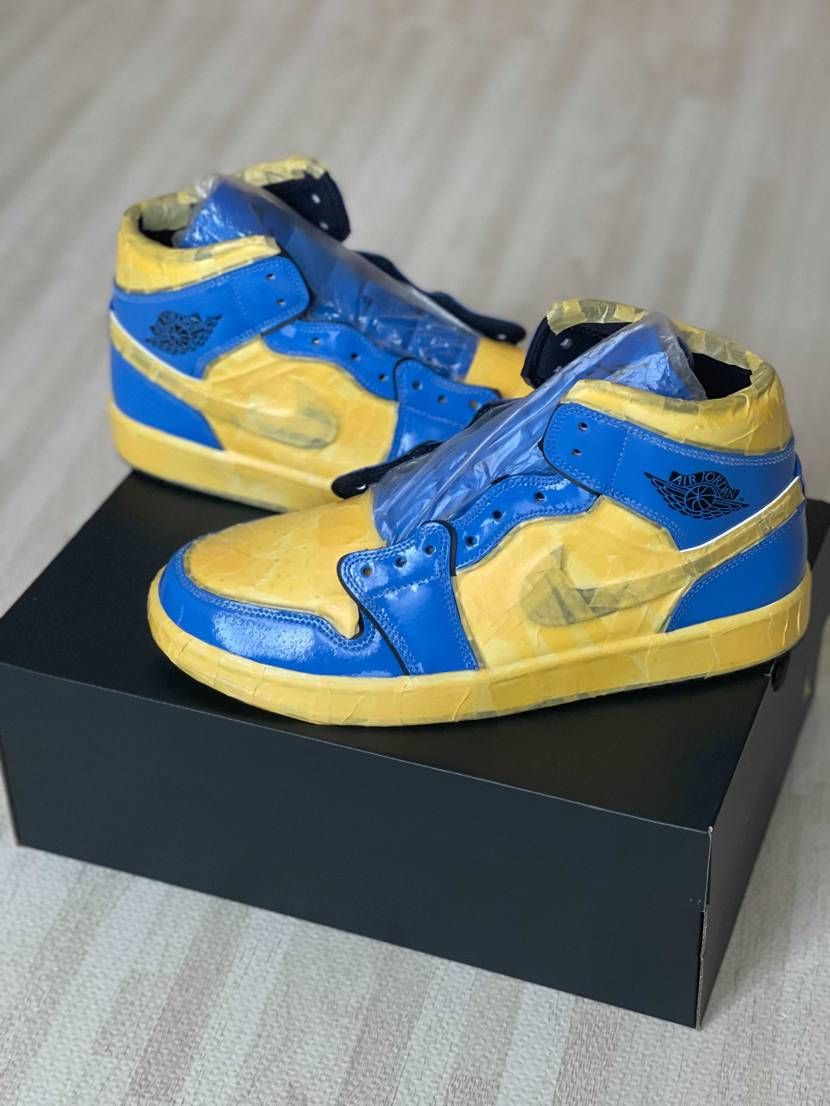 巷で流行りのマッドペイントしてみました👟

素人なんで多