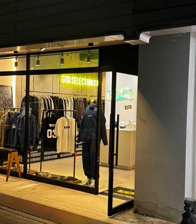 もう完売だけど昨日、人見て売ってるっぽくて外国人には売ってなかった