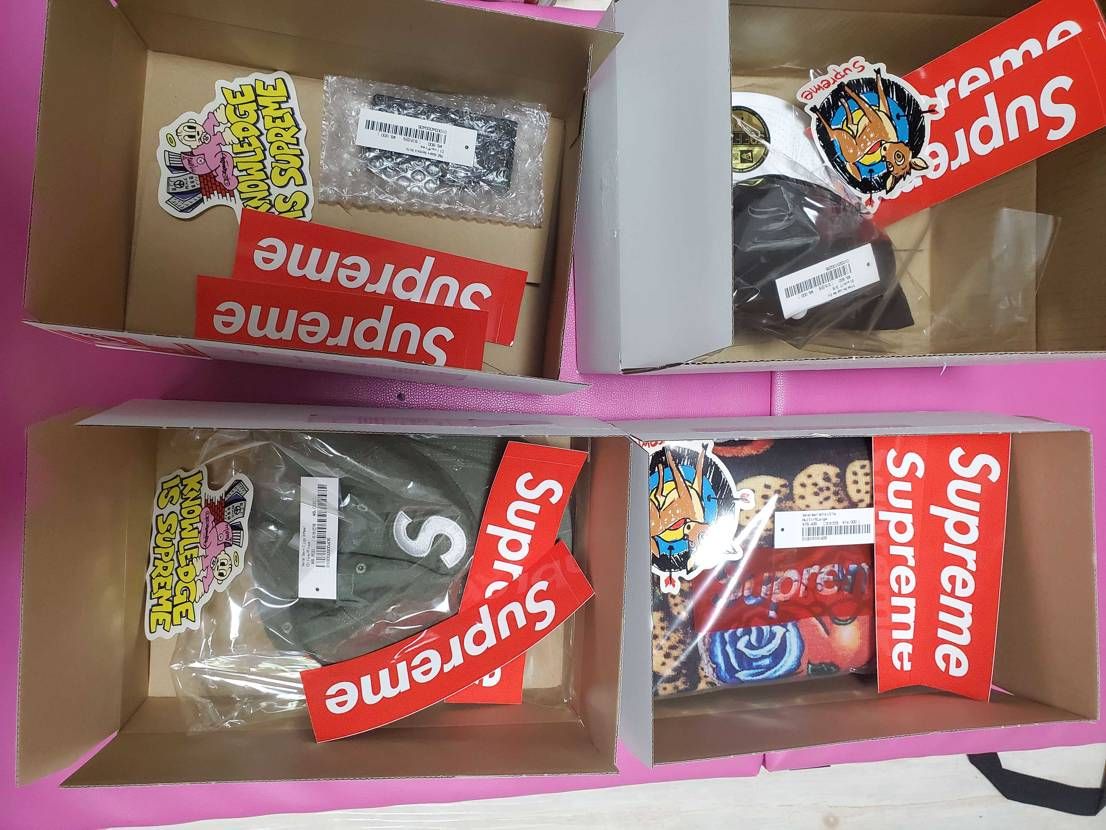 昨日届いたSupreme
ノベリティのラムネ無しでした‼️