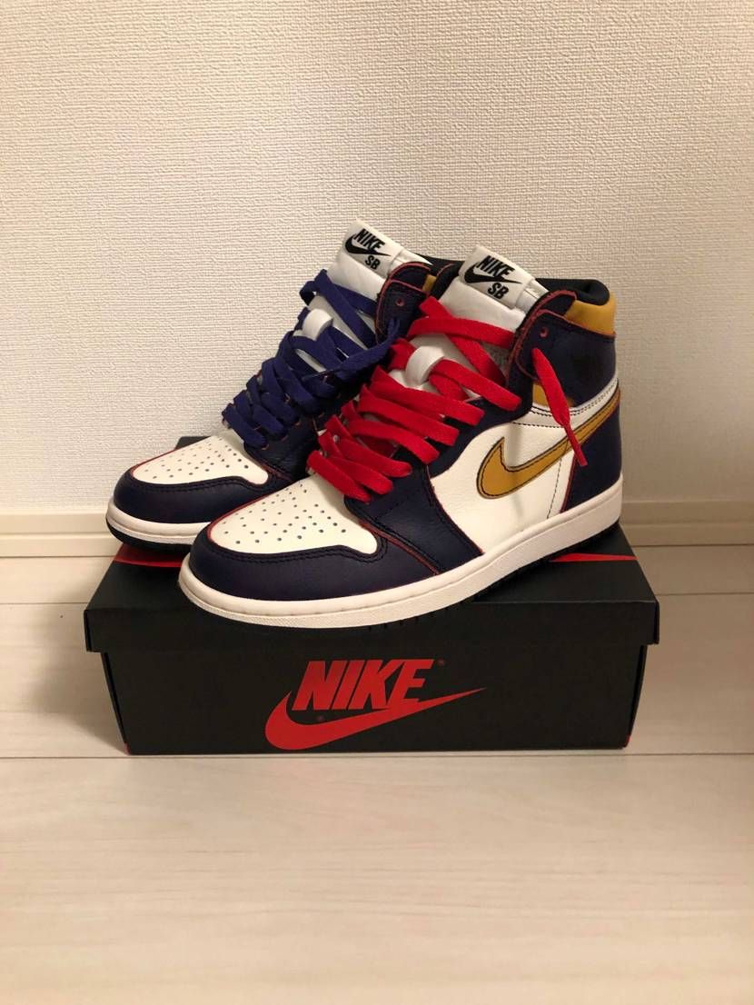 初めてのAJ1!
嫁に趣味の押し付けでレイカーズをプレゼン