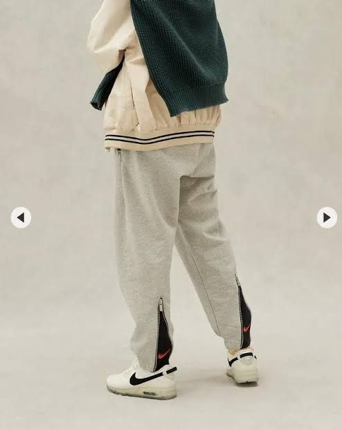 土岐プレミアムアウトレット
トレンドカプセルスニーカーパン