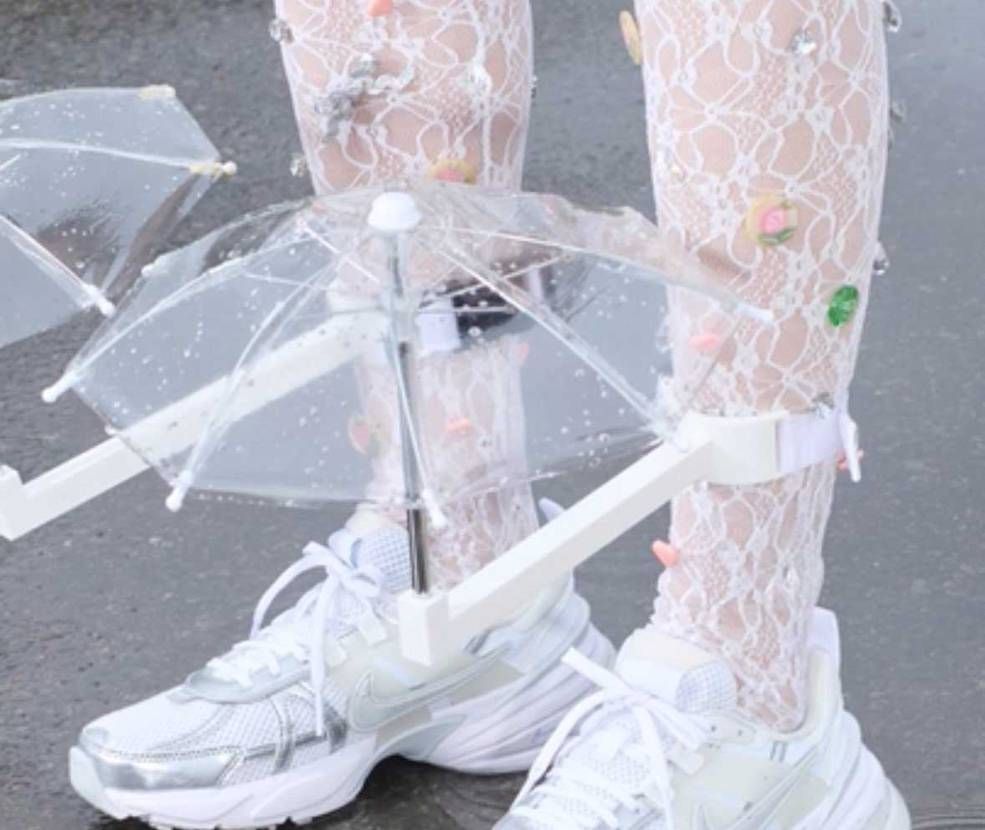 この傘どこで買えるかご存知の方いらっしゃいますか？