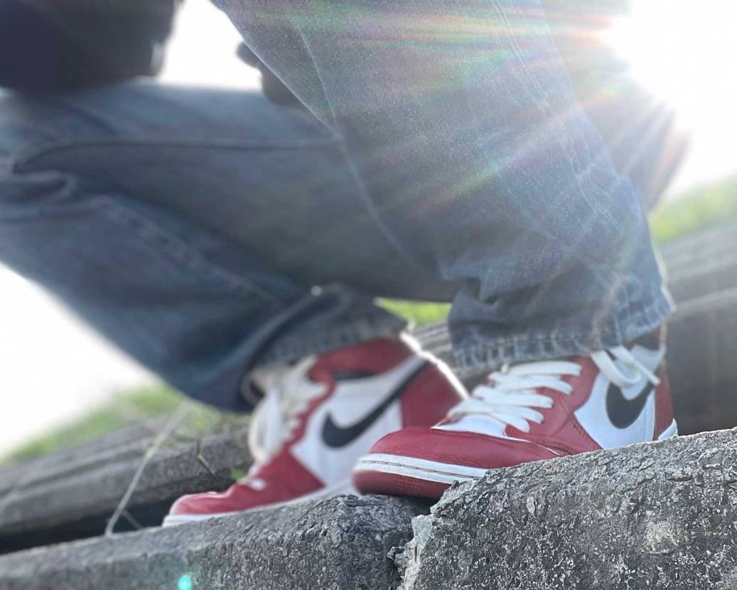 近所の河川敷で散歩&初履き記念にシカゴパシャパシャ📸🤩🤩🤩