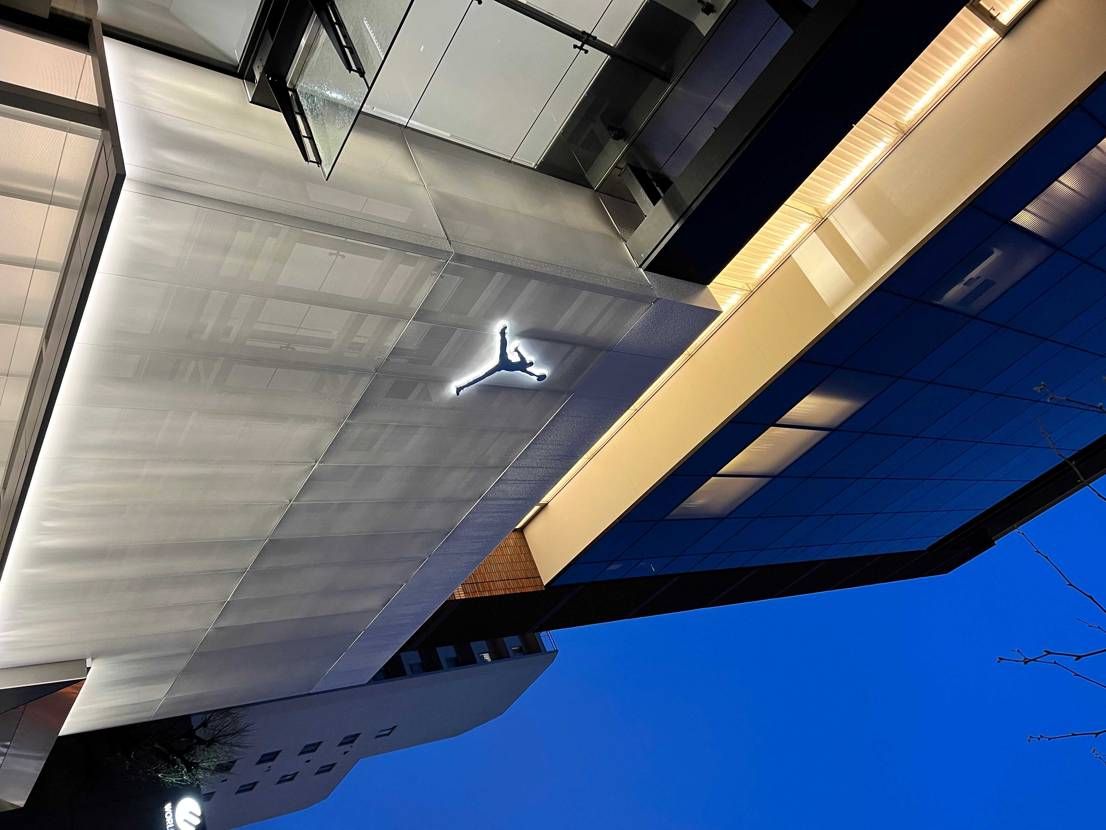 行ってきました。
外国人と地方からの観光客とスニパスの受け取りの方で混んでまし