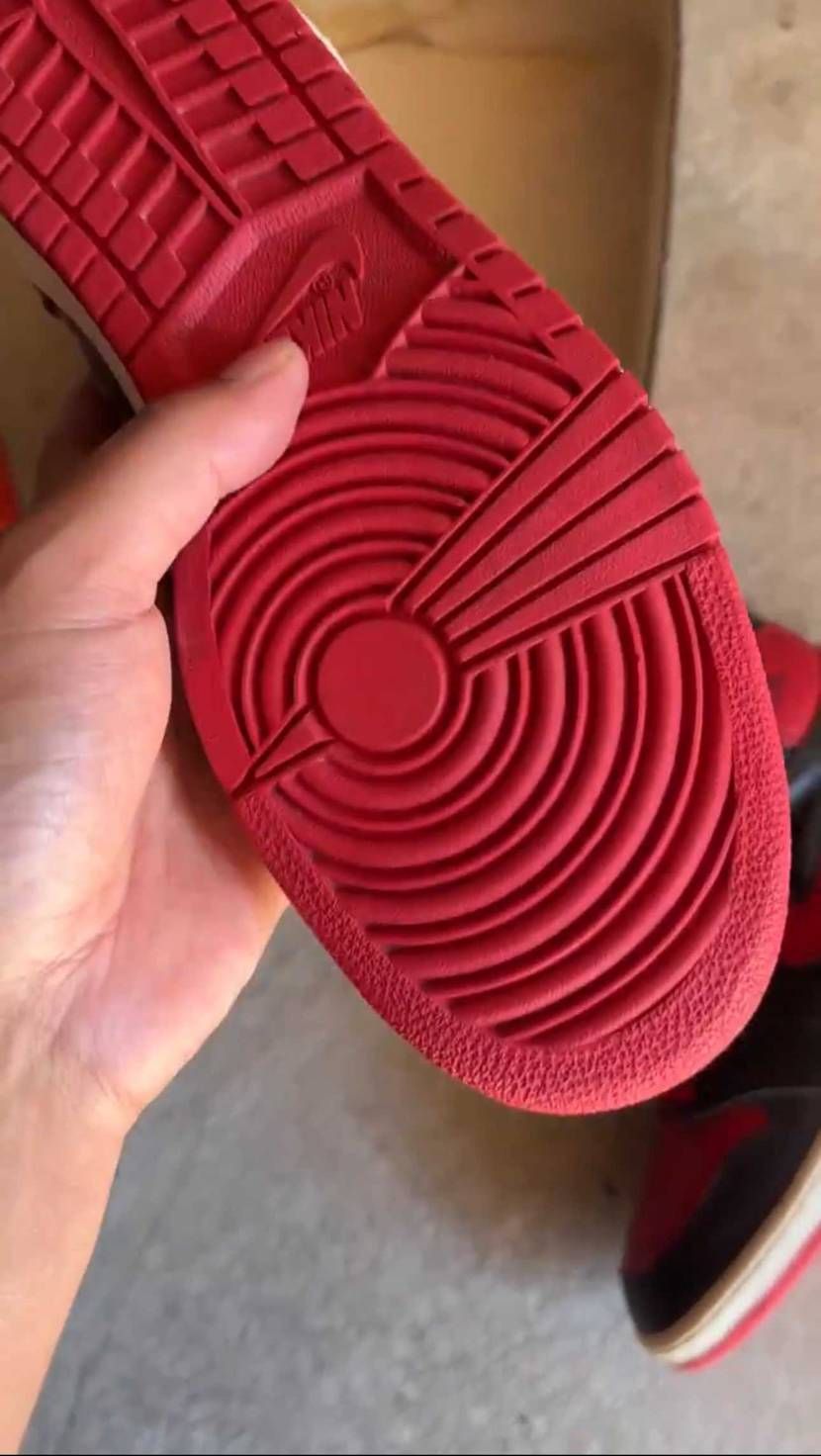 【2025年発売　Air Jordan 1 Bred 85の