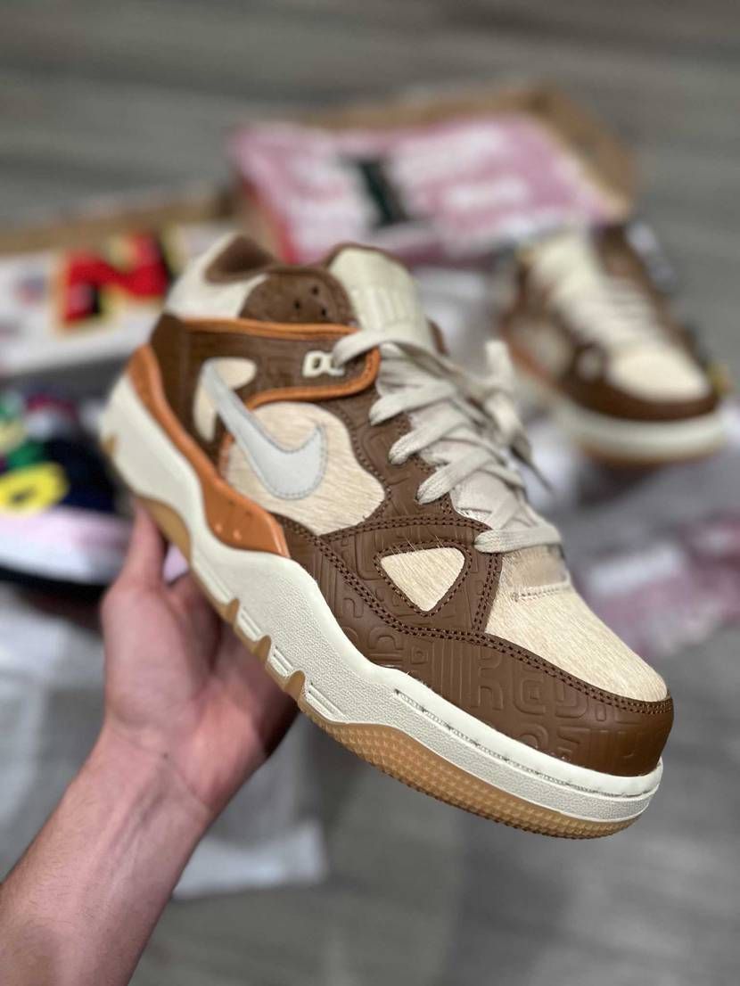 【実物画像】
NIGO x NIKE AIR FORCE 3 LOW
カッコ