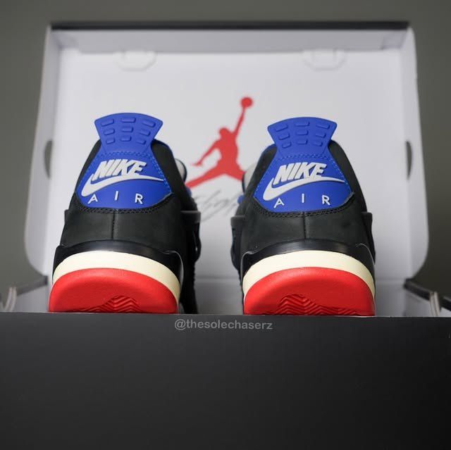 【リーク】
NIKE AIR JORDAN 4 RETRO