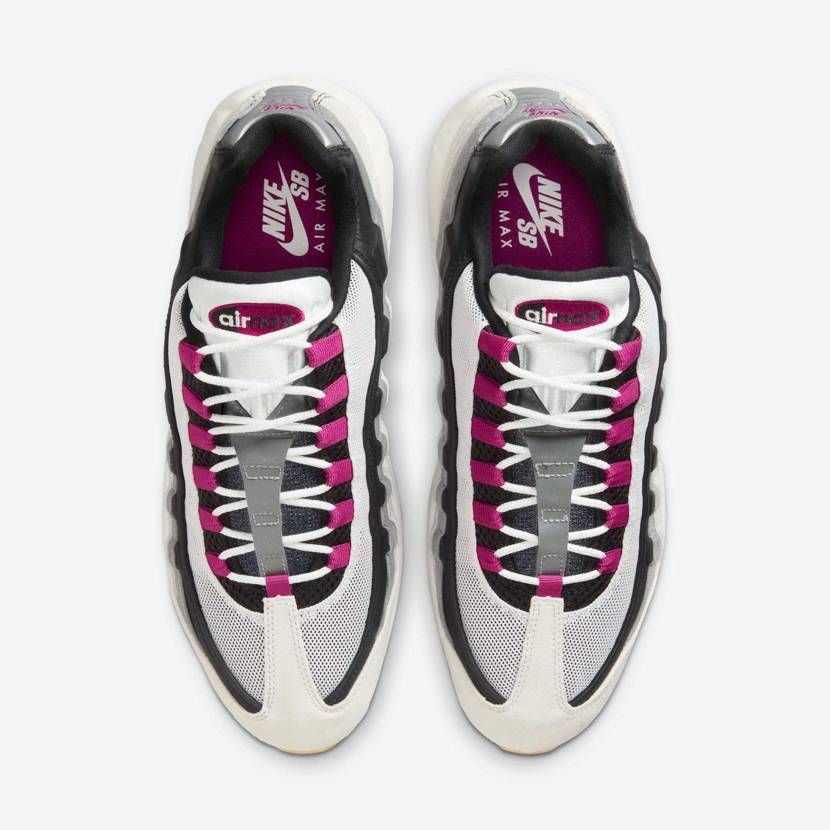 【リーク】
2025年8月1日発売予定
Nike SB 