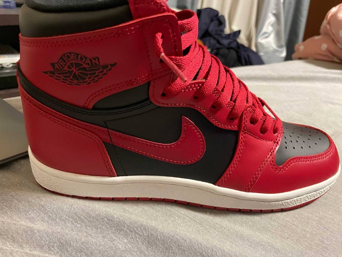 スニダンで買ったですが不安なので聞きたいですが、本物ですか？