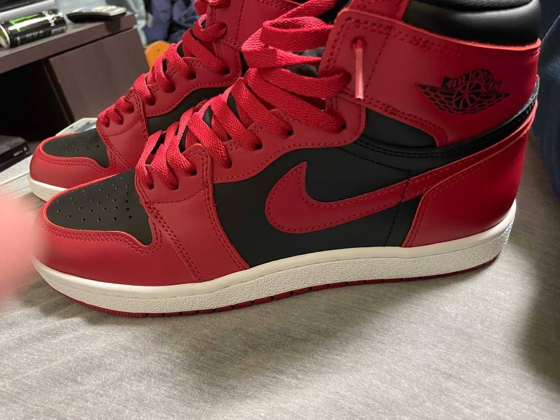 スニダンで買ったですが不安なので聞きたいですが、本物ですか？