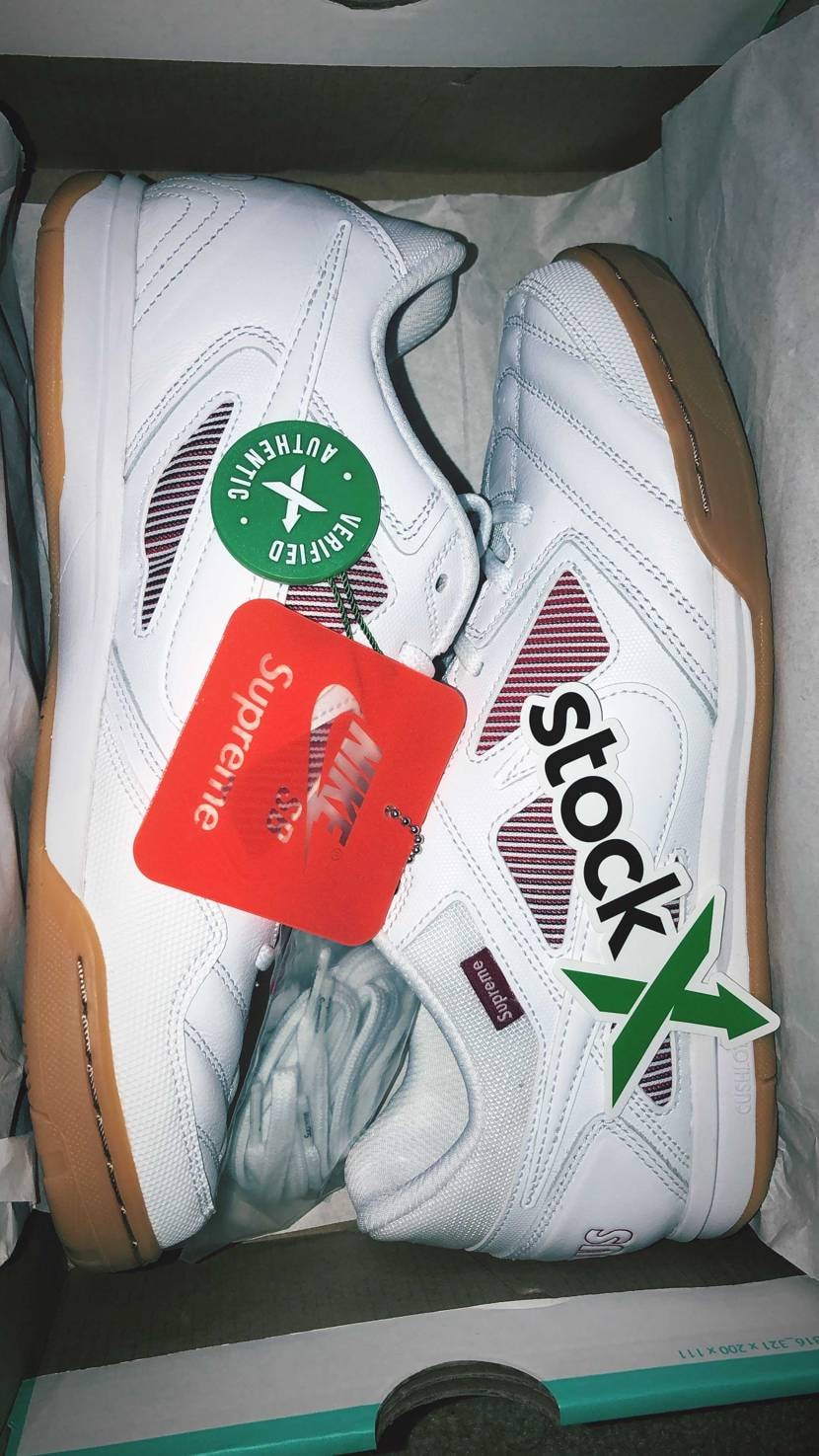 Nike supreme Gato