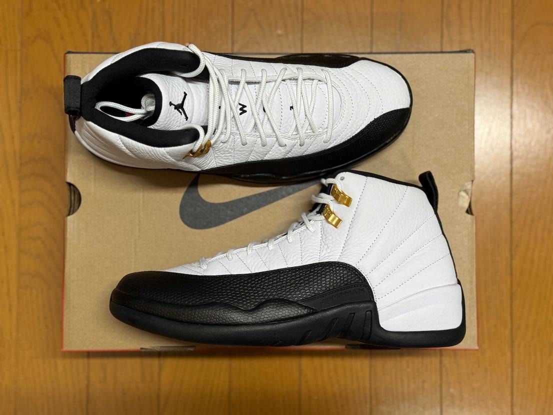 ヘイTAXIっ、てことでうちにも着いてニンマリしてます笑
