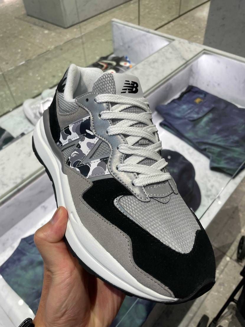 NIKEしか買わんのに、気になる…